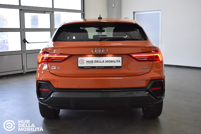 AUDI Q3 SPB 35 TDI quattro S tronic Business Plus